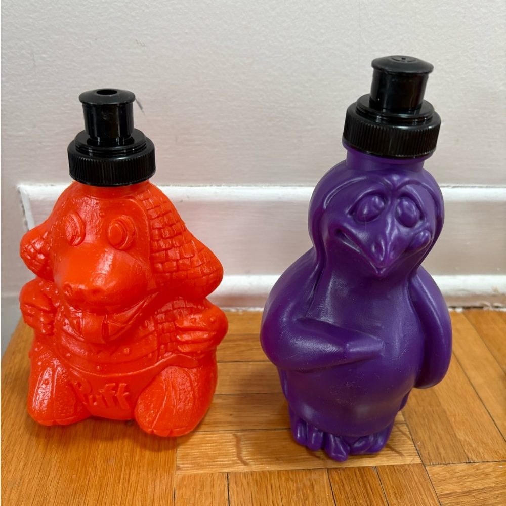 Vintage Hard Plastic Juice Sippers By Design Bottle With Lid